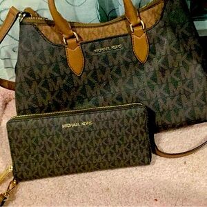 Michael Kors Austen bag and wallet